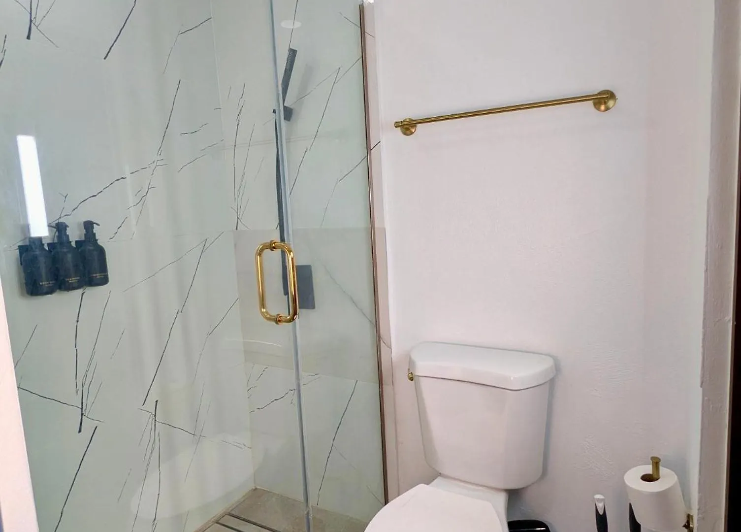 Modern Oceanfront Apartment Arecibo Portoryko