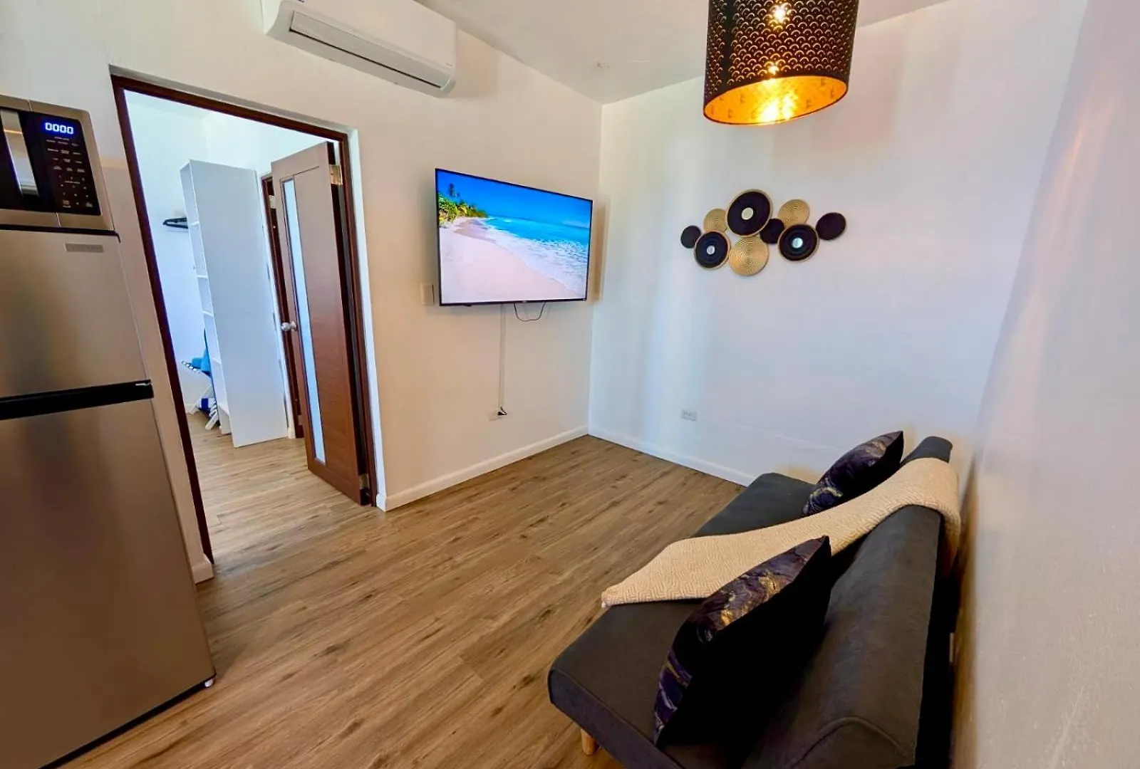 Modern Oceanfront Apartment Arecibo
